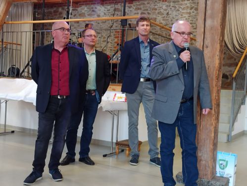 Rene Seifert (Vorstand), Mario Lagoda (Jugendwart), Jens Roch (stv. Vorstand) und Peter Kluß (Gewässerwart i. R. des AVE) (v.l.n.r.)